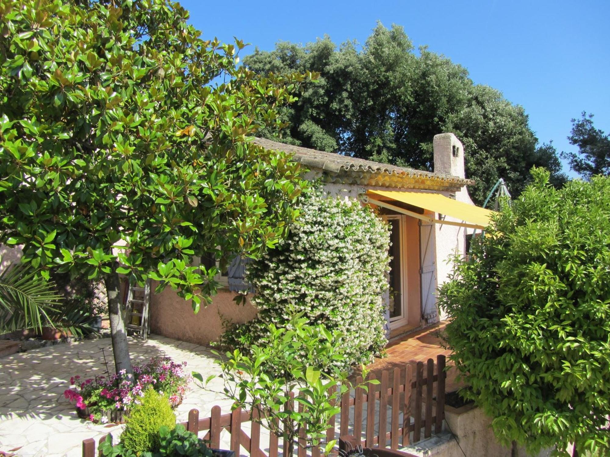 Studio Chez Charles Et Marie, Independant De La Maison, Acces Piscine, Tres Calme, โรกฟอร์-เลส์-แปงส์ ภายนอก รูปภาพ